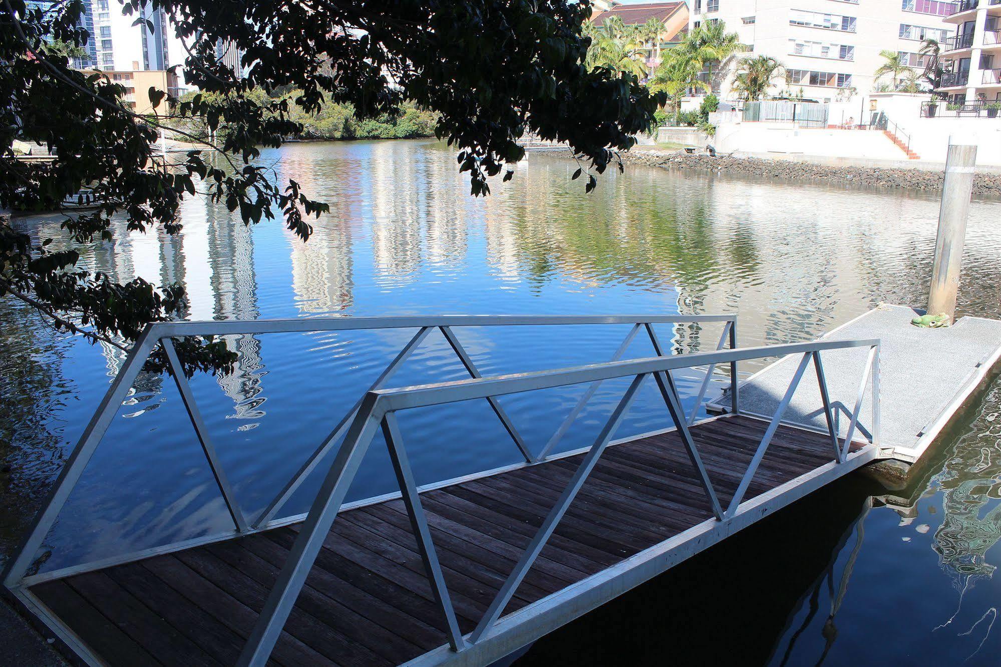 Surfers Del Rey Aparthotel Gold Coast Bagian luar foto