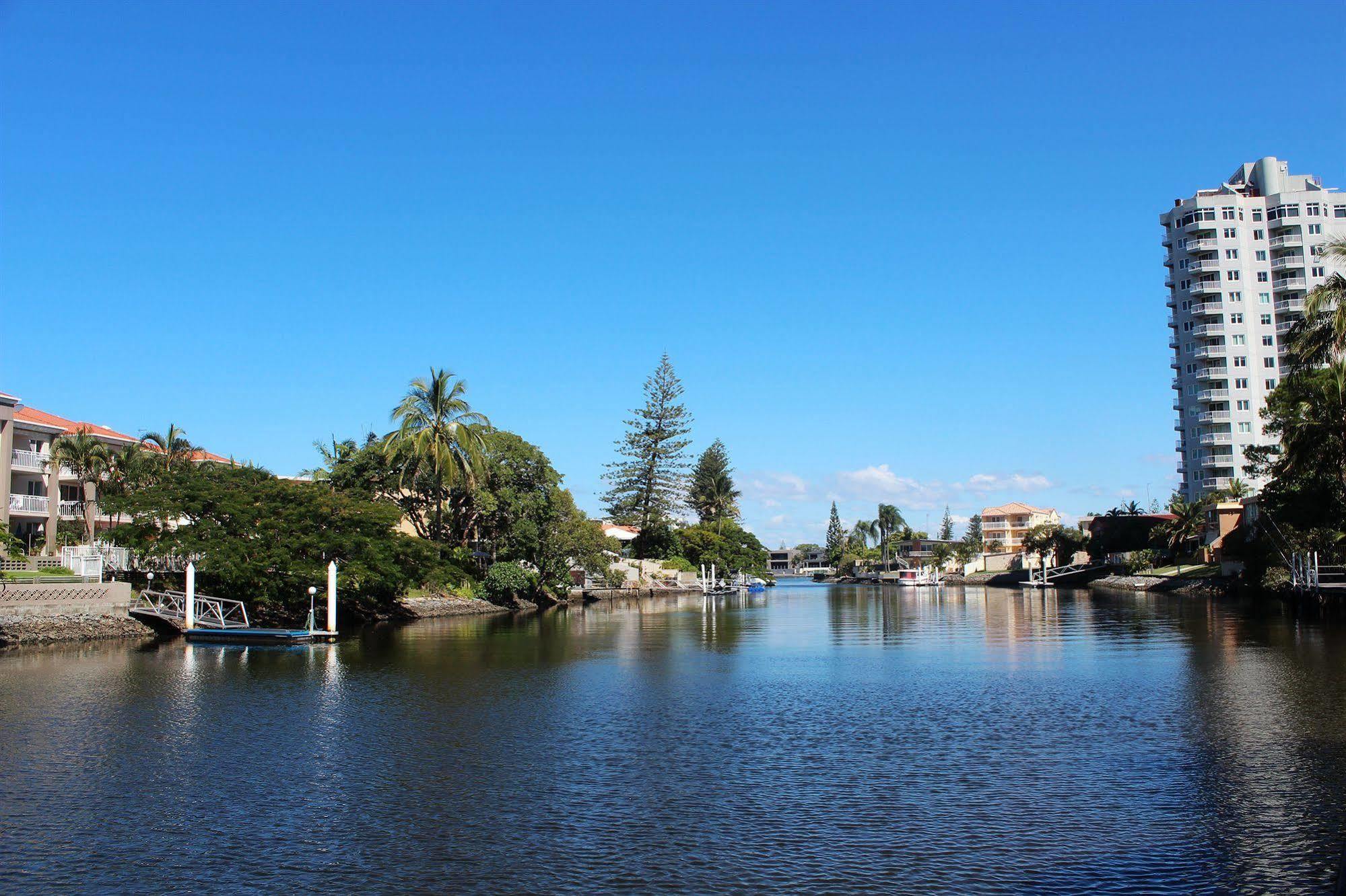 Surfers Del Rey Aparthotel Gold Coast Bagian luar foto